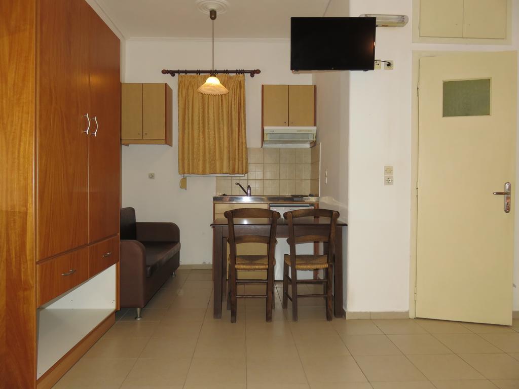 Frosso's Apartments Kokkini Hani Exterior foto